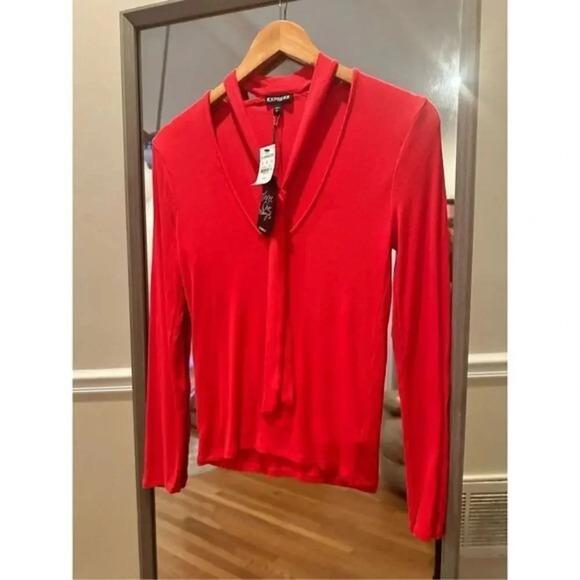 EXPRESS RIBBED‎ Super Soft Lon Sleeve Top Red Size Medium NWT - Picture 2 of 4